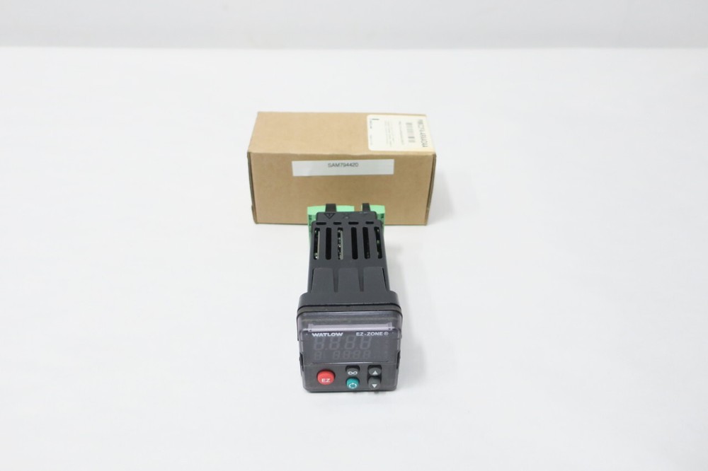 Watlow PM6C2FA-ARAADAA Temperature Controller 100-240v-ac
