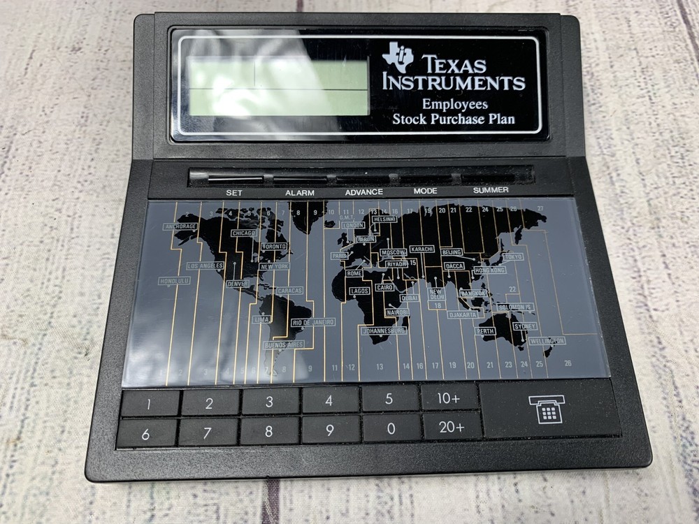 World Time Zone Touch Alarm Calendar - Texas Instruments - Retro LCD 26 Vintage