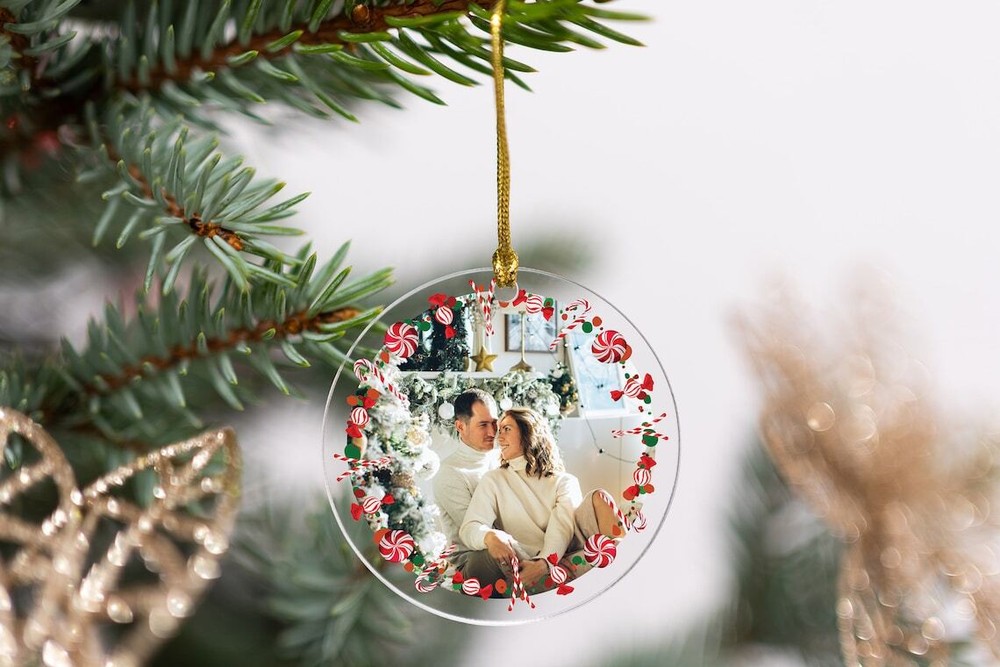 Custom Christmas Wood Photo Ornament - Personalized 1-Layered Keepsake-image