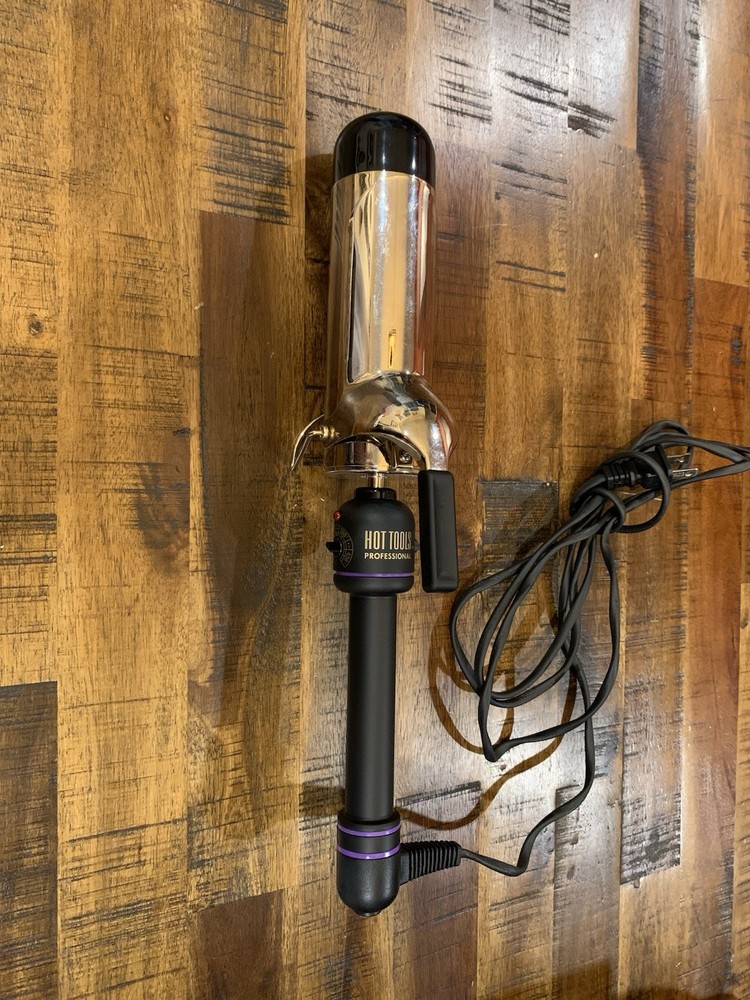 Hot Shot Tools 2 Inch Gold Curling Iron Large Barrel Fully Functional Clean