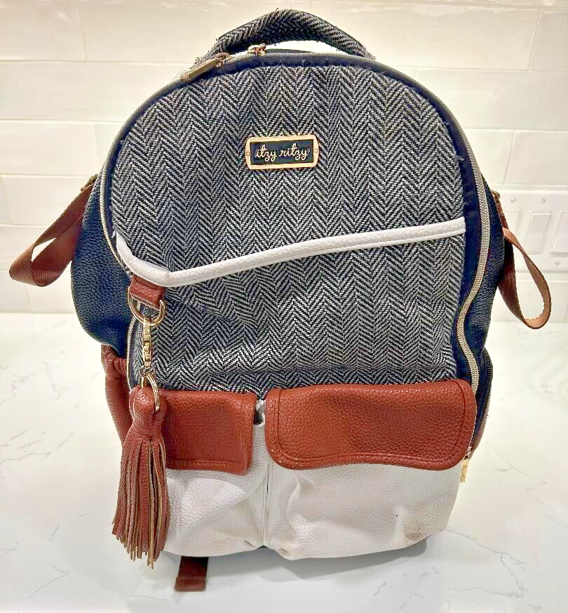 Itzy Ritzy - Coffee & Cream Boss Large Backpack Diaper Bag - No changing pad