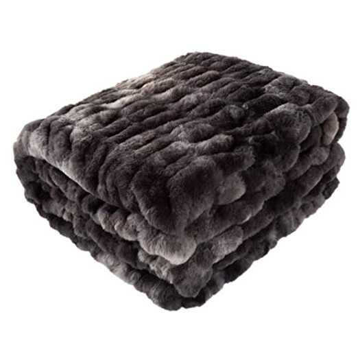 Oversized Ruched Faux Fur Blanket - 60x80-Inch Jacquard Faux Fur Queen-Size