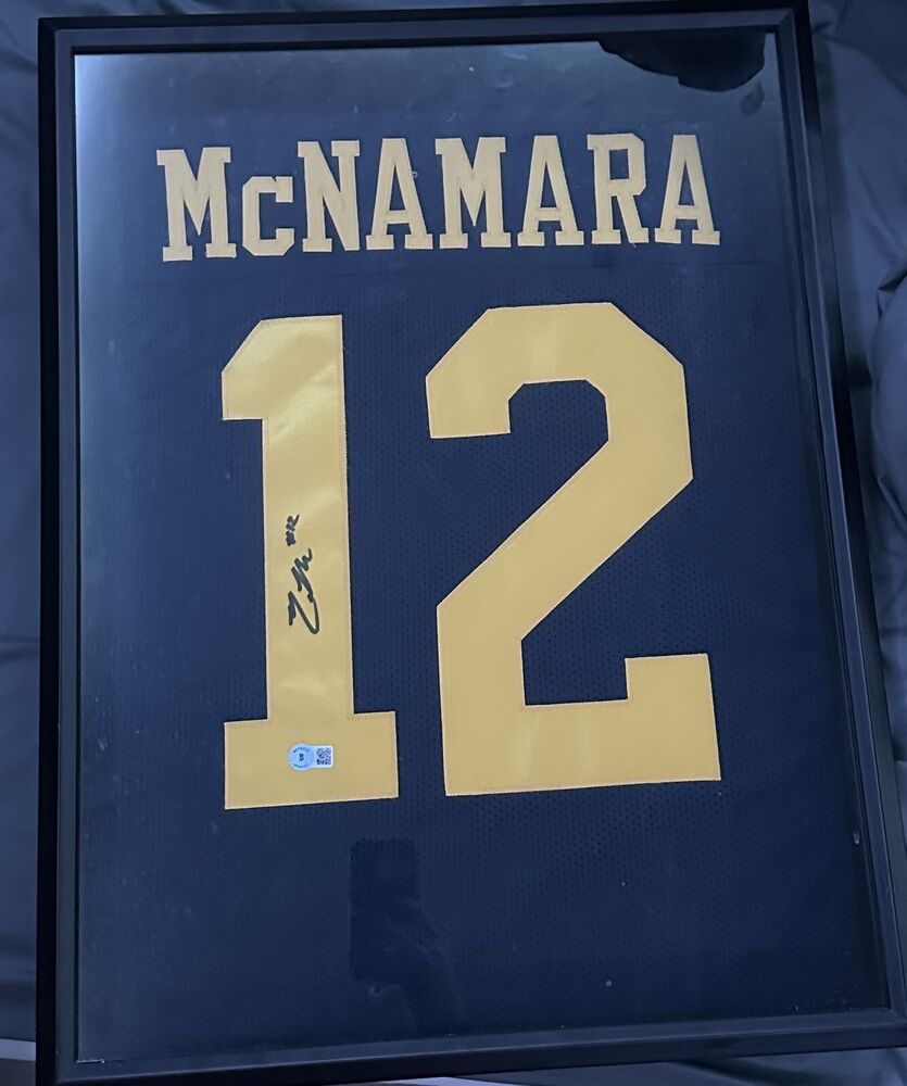 Cade McNamara Signed Michigan Jersey Beckett Authenticated. FRAME NOT INCLUDED