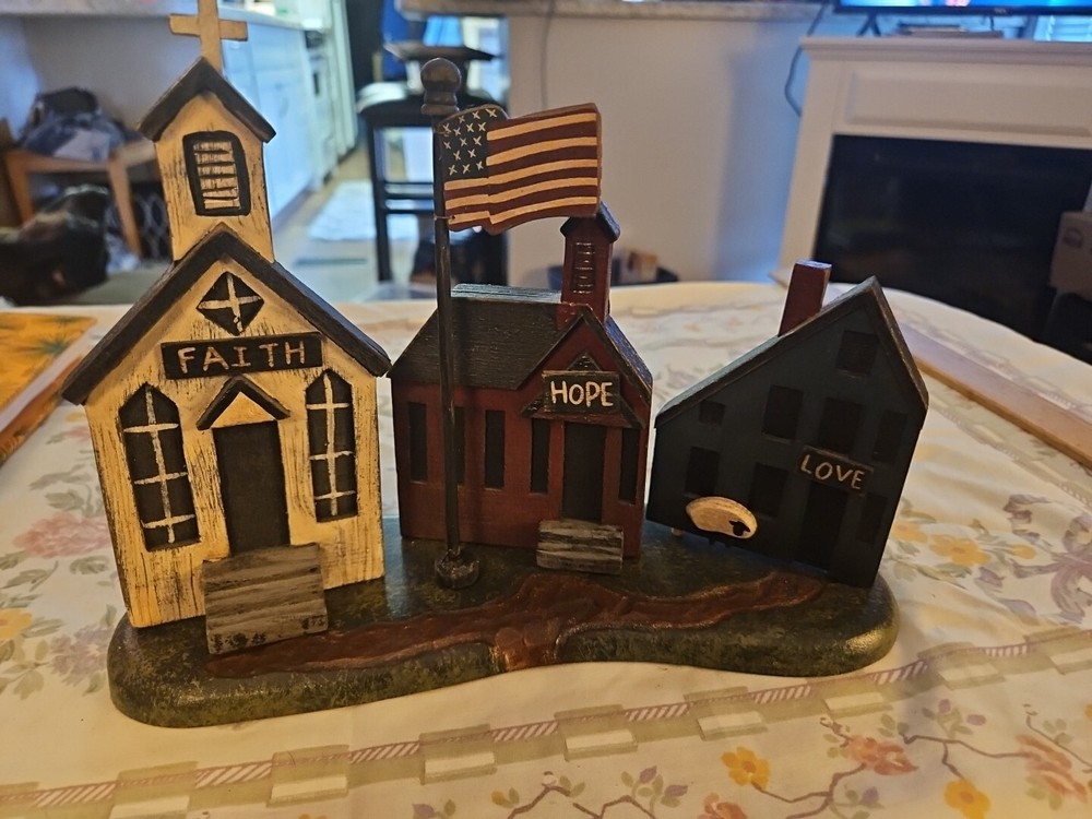 faith hope love Wooden Home Decor. American Flag 10x 8 Inchs