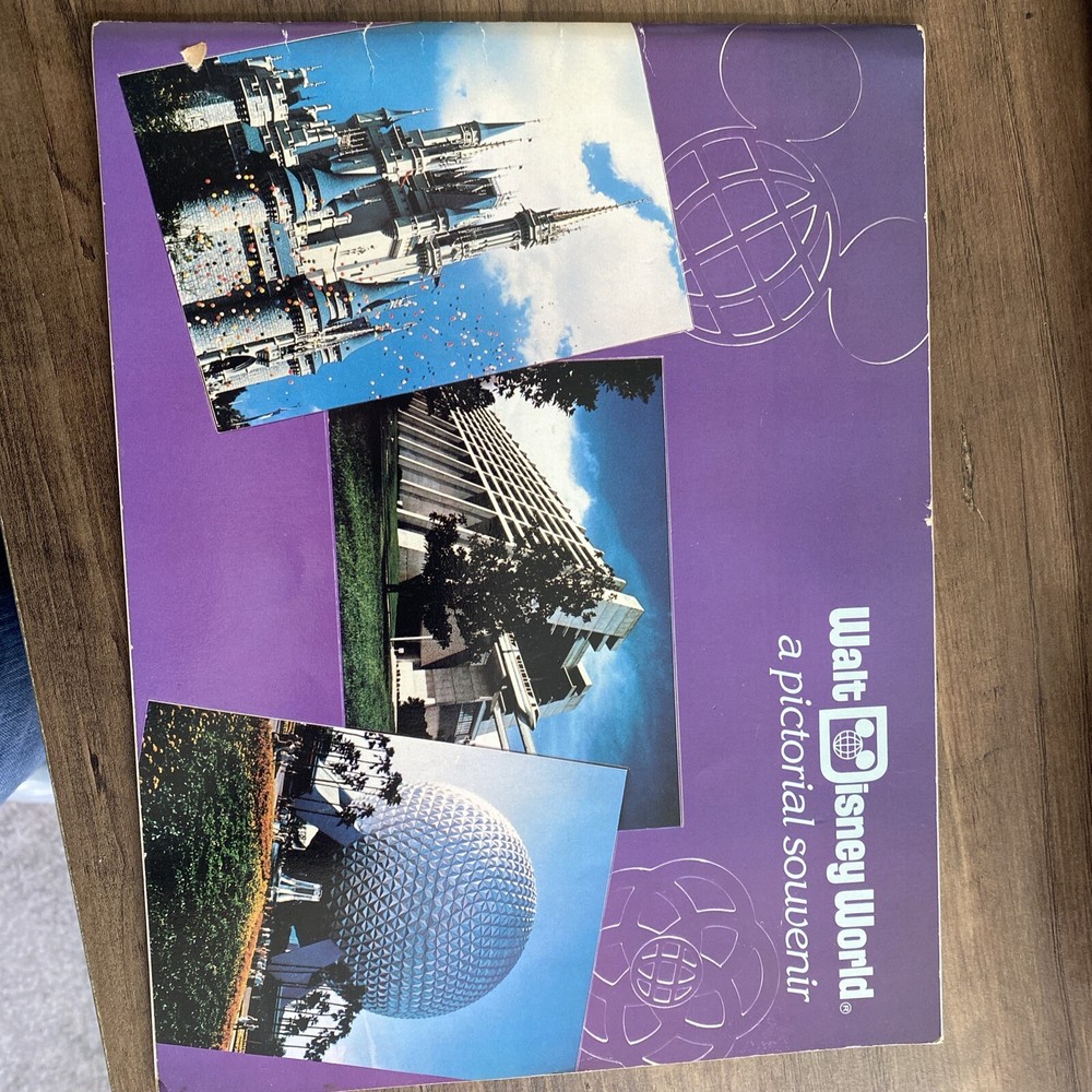 Vintage 1983 Walt Disney World Magic Kingdom Epcot Pictorial Souvenir Book