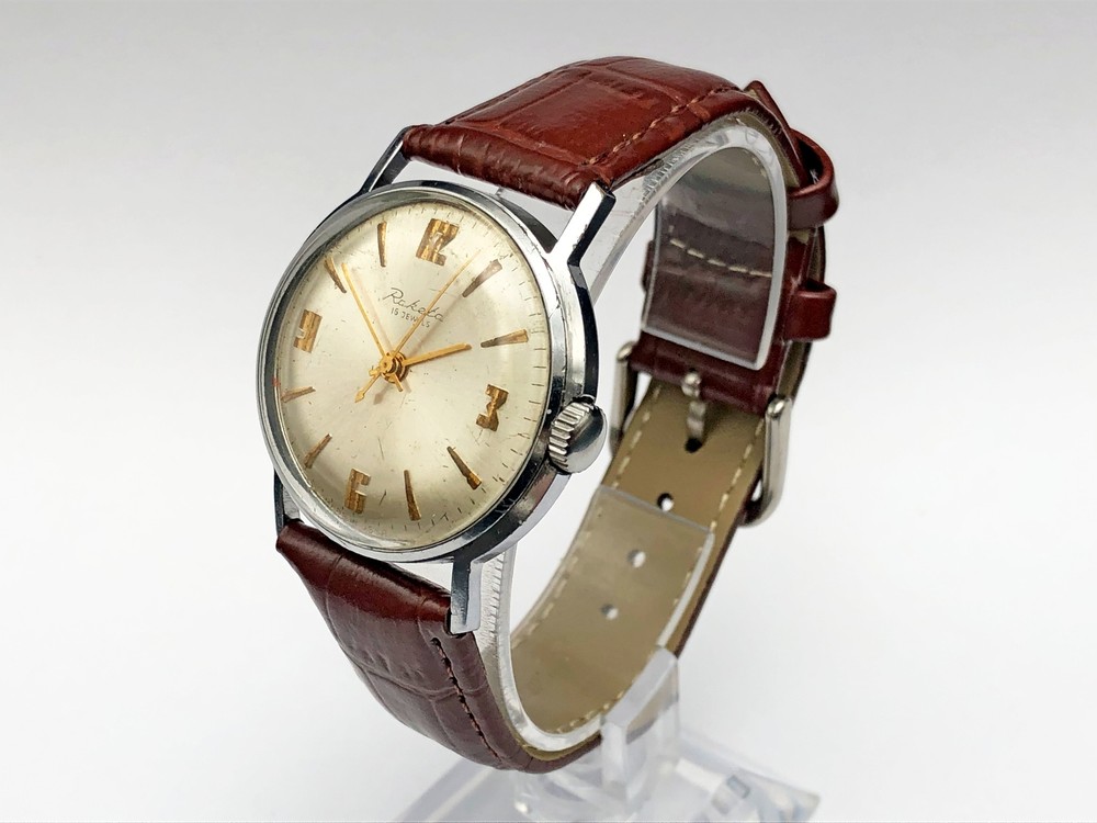 Raketa 2609 SU Vintage Mechanical Wristwatch 16 Jewels USSR Serviced Watch