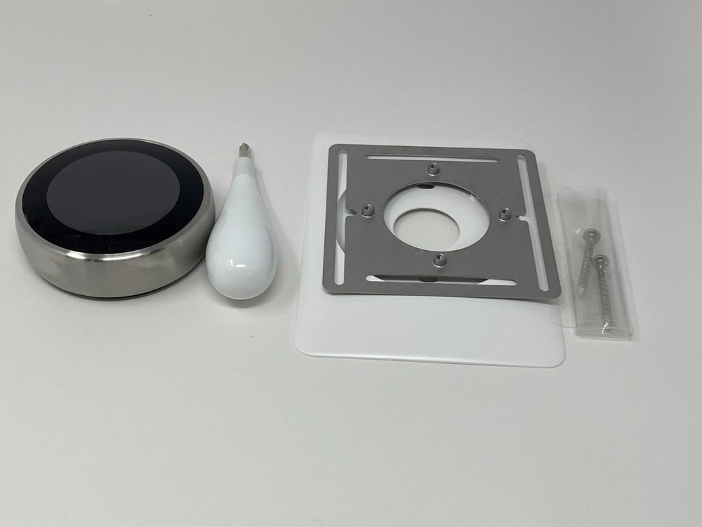 Nest Learning Thermostat 3rd Generation 02A Stainless Steel DEFECTIVE Y057