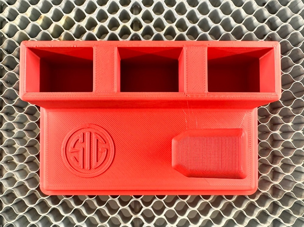 Sig Sauer P320 Pistol Stand with 3 Red Magazine Holders