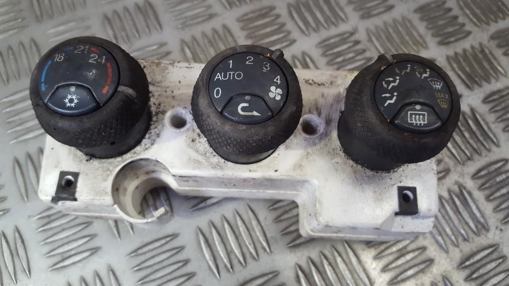 Alfa-Romeo 156 1999 Climate Control Panel (Heater Control Switches #433811-41