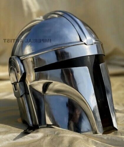 Hasbro Star Wars The Black Series The Mandalorian Premium Electronic Helmet