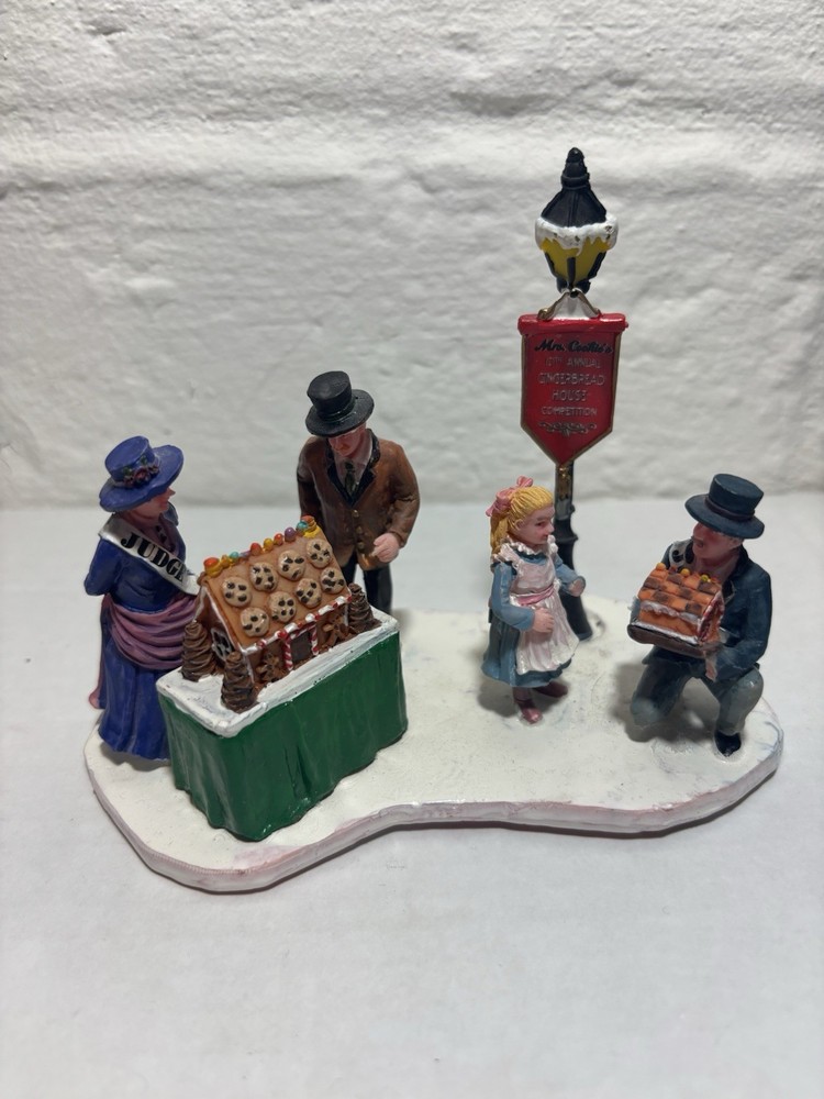 Lemax Coventry Cove Christmas Village Gingerbread Competition 2007 Table Accent