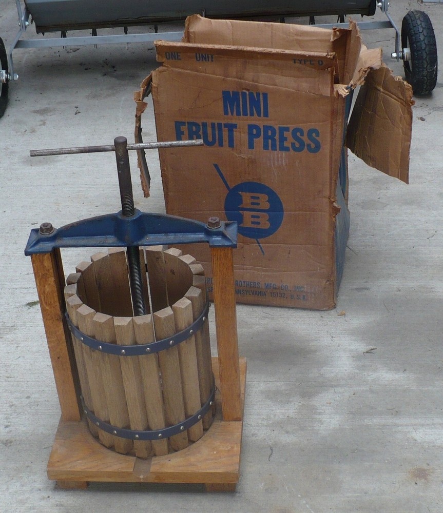 Antique Primitive Small Fruit Grape Wine Press Hand Crank.  Wood & Cast Iron.