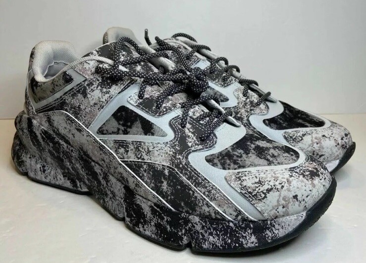 Under Armour Forge 96 Disrupt Reflective Cement Moon Sneakers Size 10