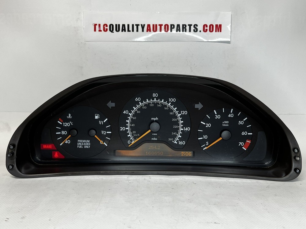 1996 Mercedes-Benz W210 E320 Instrument Cluster 168k Miles *Parts/Repair Only*