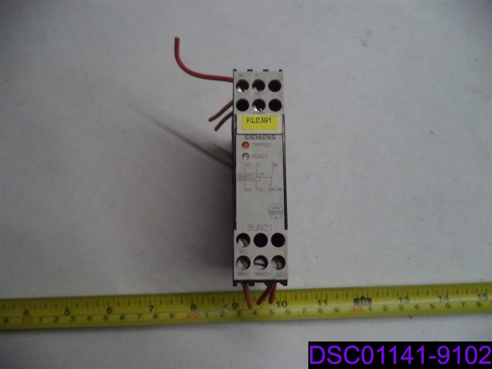 Siemens 3UN2100-0CN7 Thermistor Relay Module