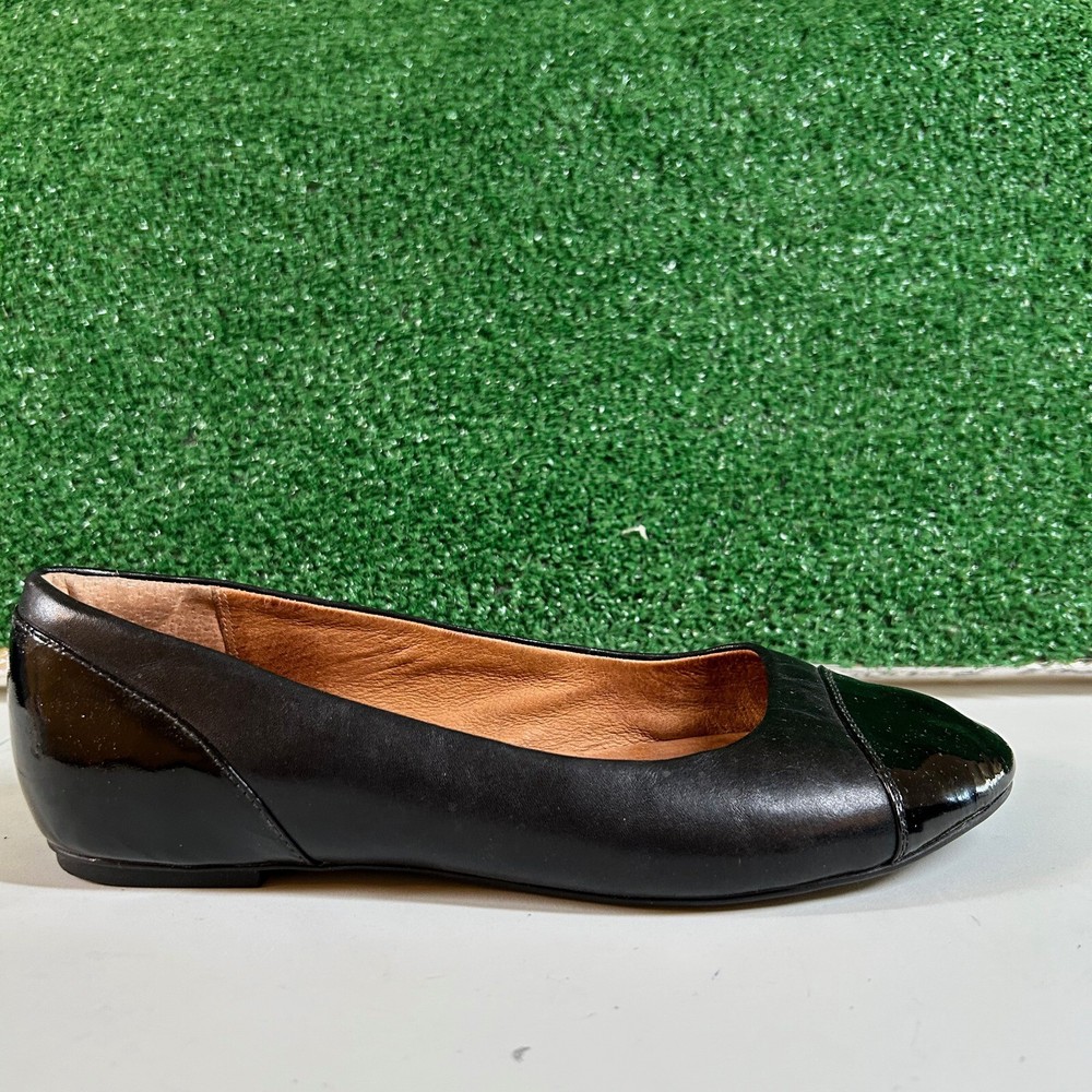 Clarks Alitay Womens 9.5 M Black Leather Ballet Flats Cap Toe Comfort Shoes-image