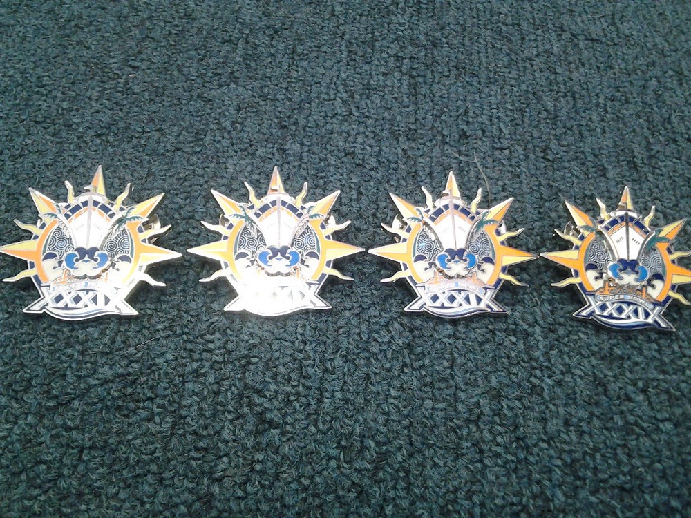 NEW ENGLAND PATRIOTS SUPER BOWL XXXIX (39) COLLECTORS MOTION PINS BUY NOW GET 4!-image