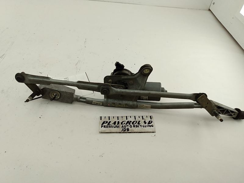 Volvo XC70 V70 Rear Wiper Motor and Transmission Compatible 2001-2004 Models