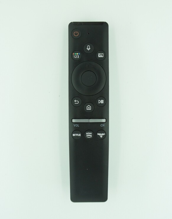 Samsung UE43RU7100W 4K UHD Smart QLED TV Voice Remote Control-image
