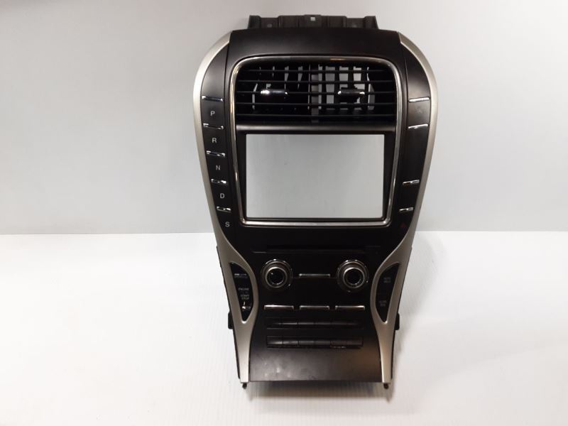 Audio Equipment Radio Control Panel Heated Seats Fits 19-20 NAUTILUS 2624863