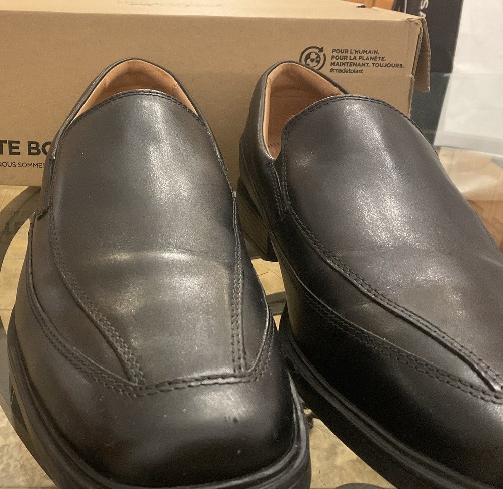 Clarks Men's Size 9.5 Brand New Comfort Shoes